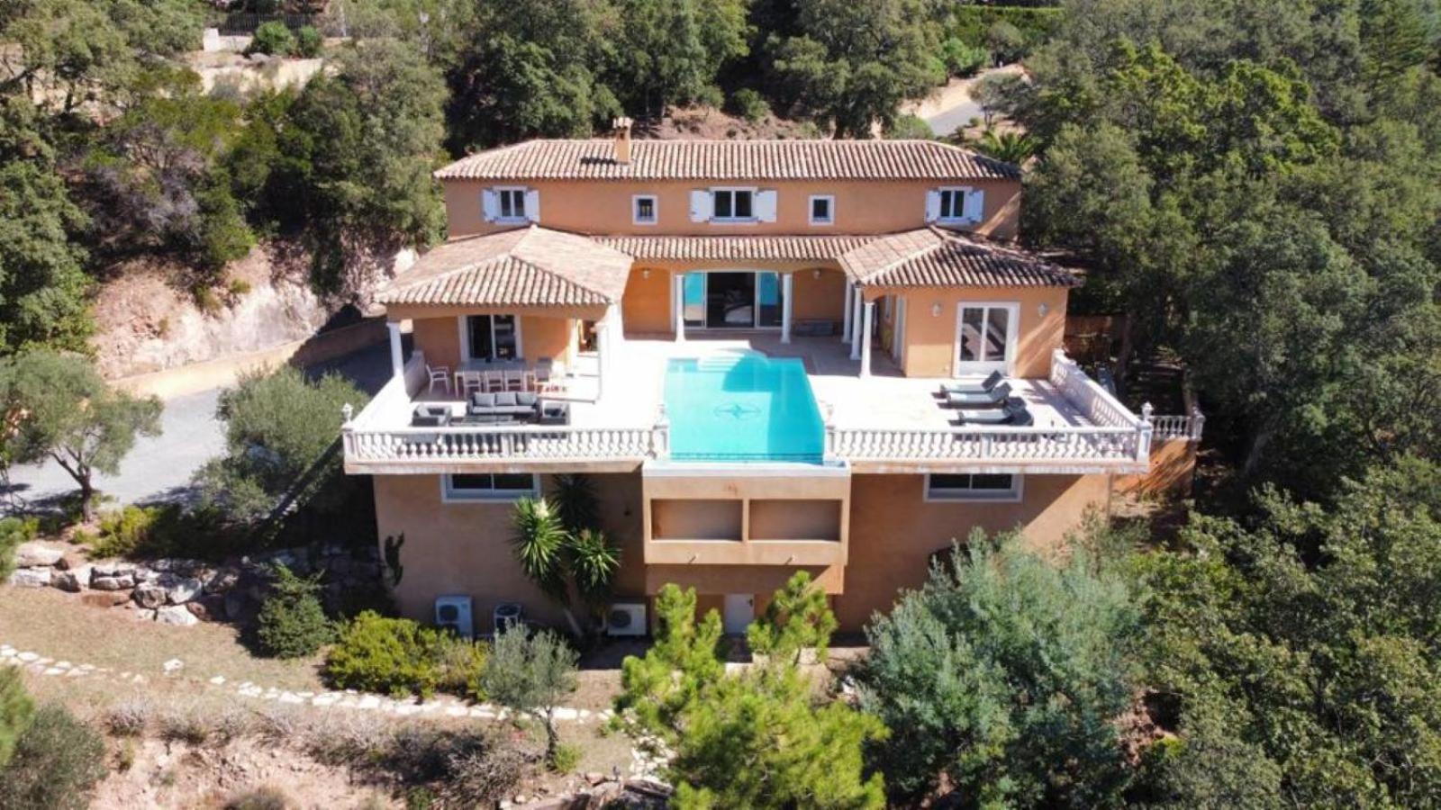 Claramande Frejus